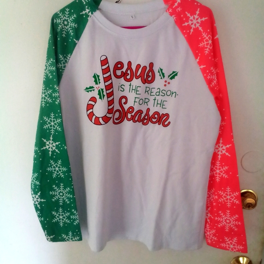 NWT Christmas long sleeve shirt SIZE L